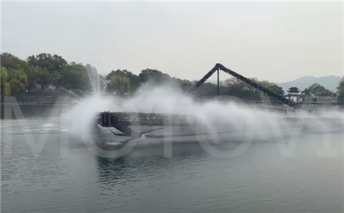 近日摩拓为售后团队为杭州G20印象西湖更换全息幻影成像膜_施工现场