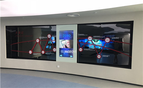 互动滑轨屏应用于数字展厅_互动体验案例展示