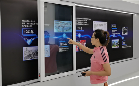滑轨屏多媒体数字交互技术应用于展厅设计（局部展示）